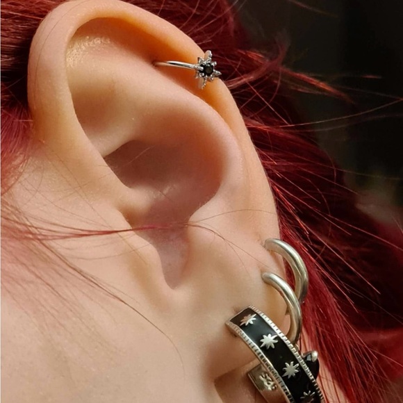 Black Crystal Star Nose Ring Hoop. 20G. - Picture 5 of 5